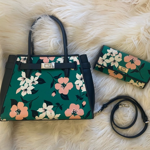 Kate Spade Lucia Lily Blooms Medium Purse and Wallet Set Green Navy Pink - Picture 2 of 15